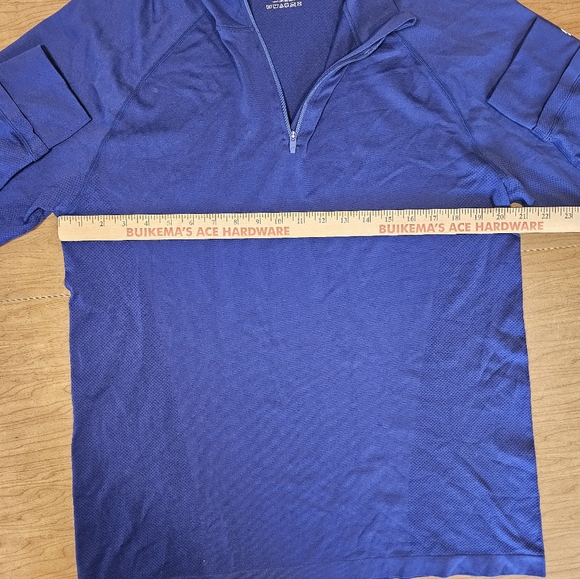 Fabletics Pullover - Picture 4 of 4